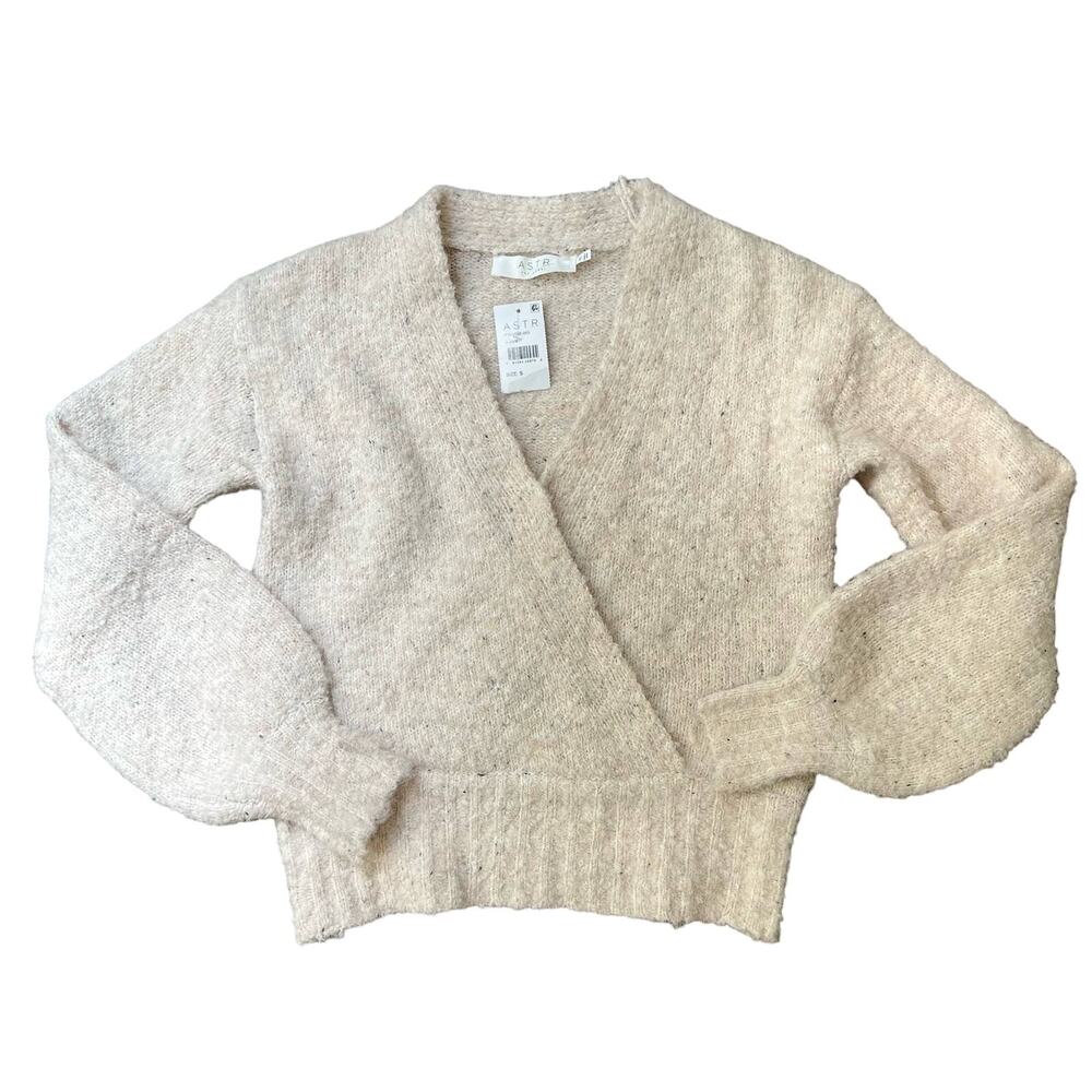 (SALE 5/$25) NWT Astr The Label Cream Sweater